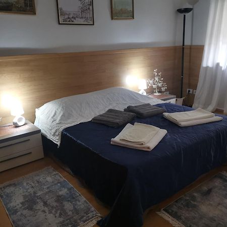 Downtown Authentic Apartment Tirana Myslym Shyri Zewnętrze zdjęcie