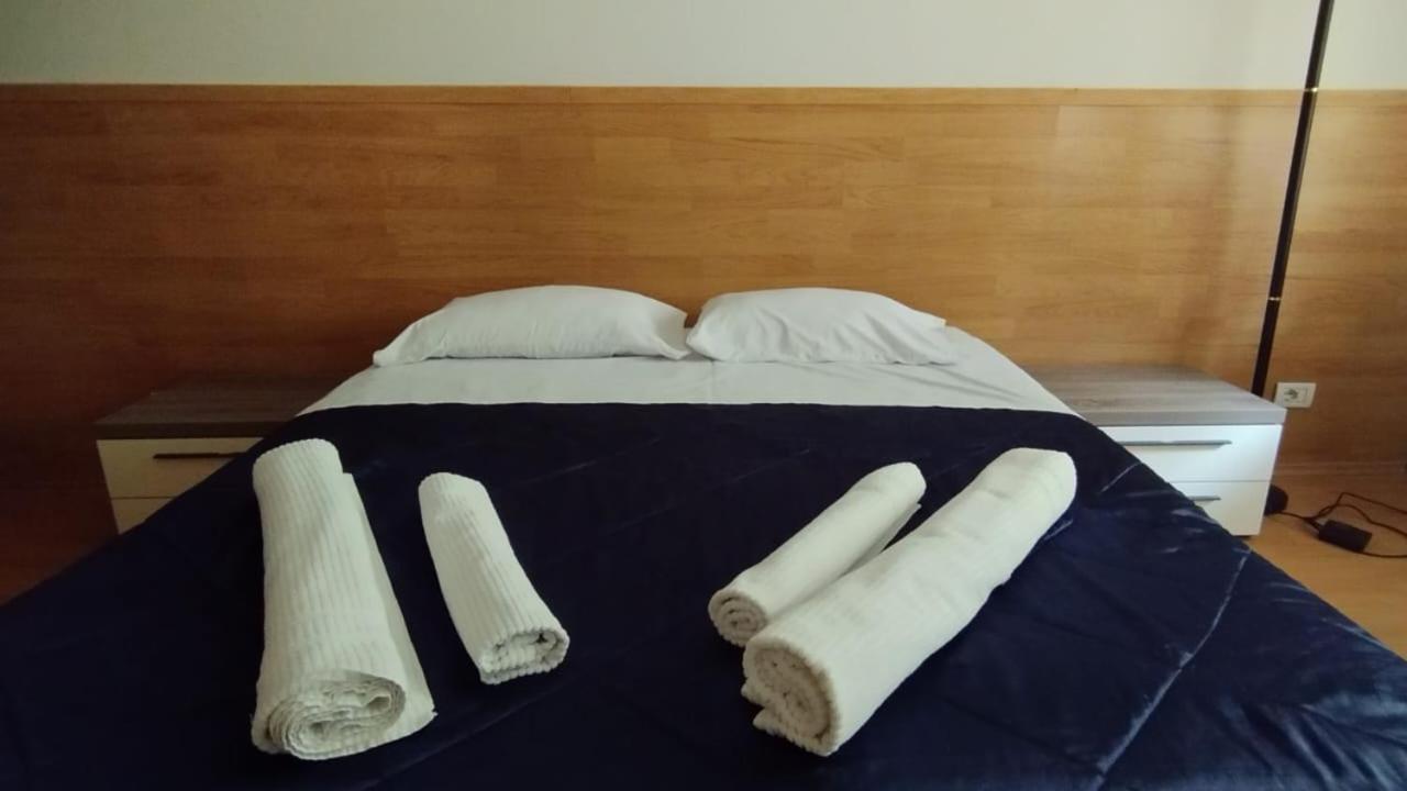 Downtown Authentic Apartment Tirana Myslym Shyri Zewnętrze zdjęcie