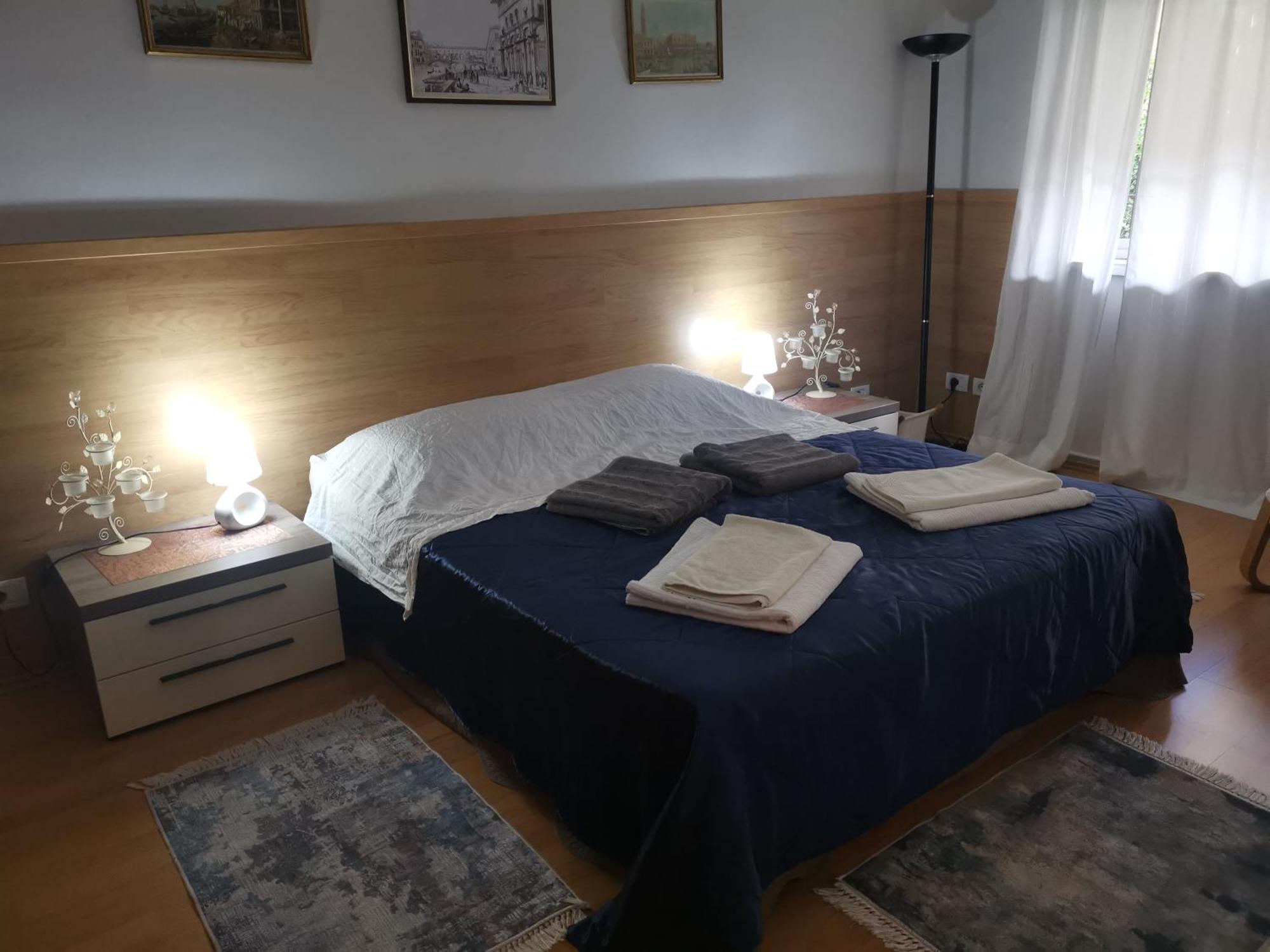 Downtown Authentic Apartment Tirana Myslym Shyri Zewnętrze zdjęcie